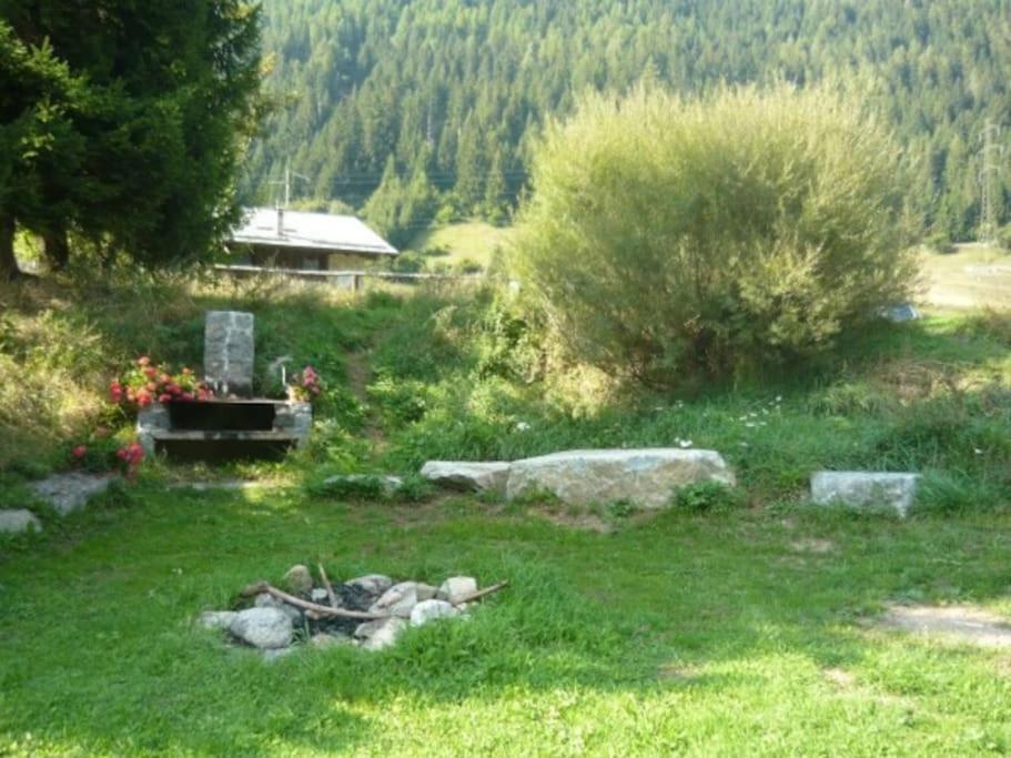 Chalet Rustico Bertolini Per Gruppi! Villa Vermiglio Luaran gambar