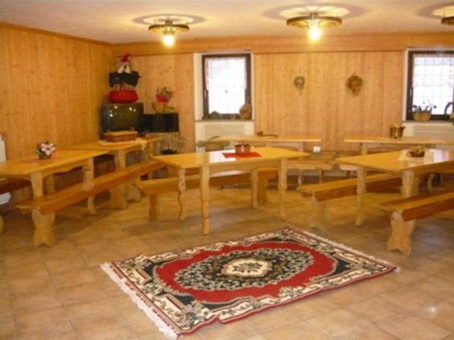 Chalet Rustico Bertolini Per Gruppi! Villa Vermiglio Luaran gambar