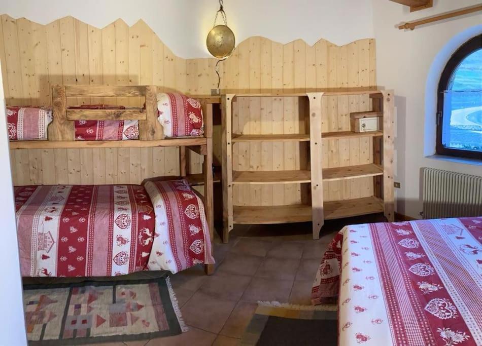 Chalet Rustico Bertolini Per Gruppi! Villa Vermiglio Luaran gambar
